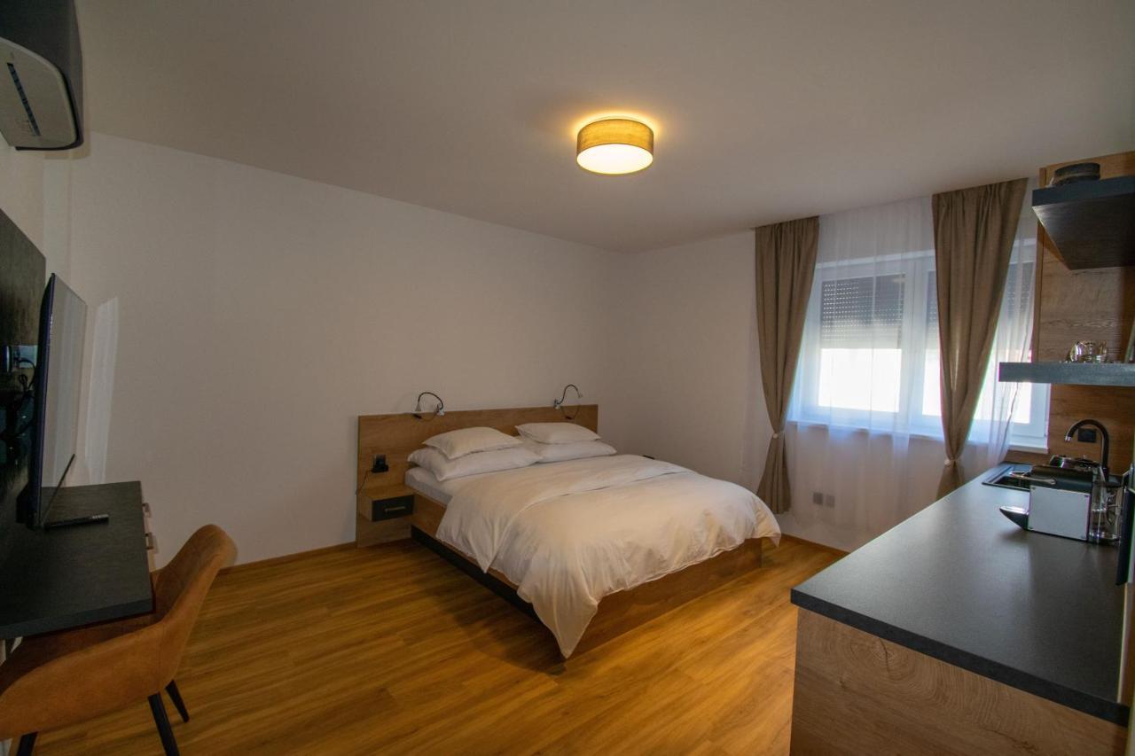 Smart Rooms Wels Kültér fotó