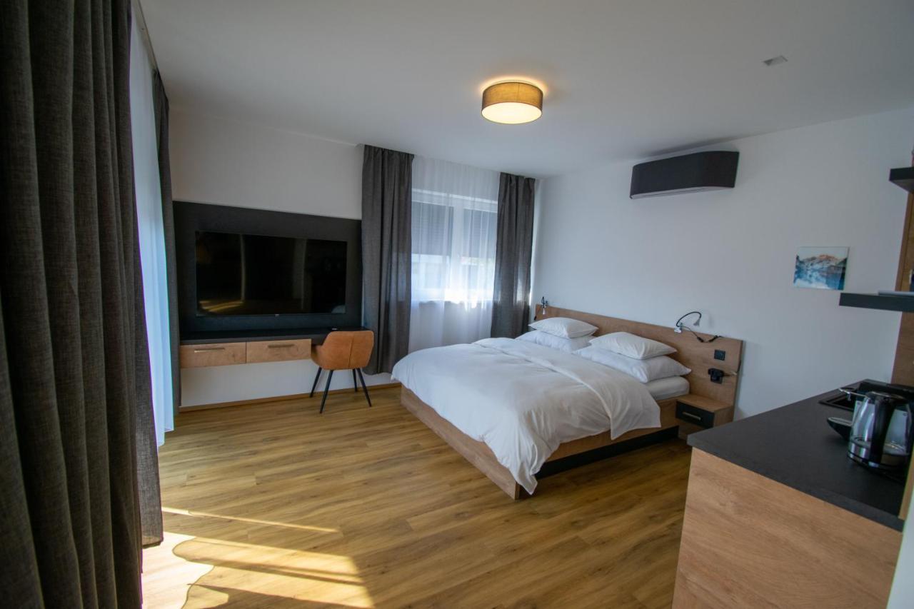 Smart Rooms Wels Kültér fotó