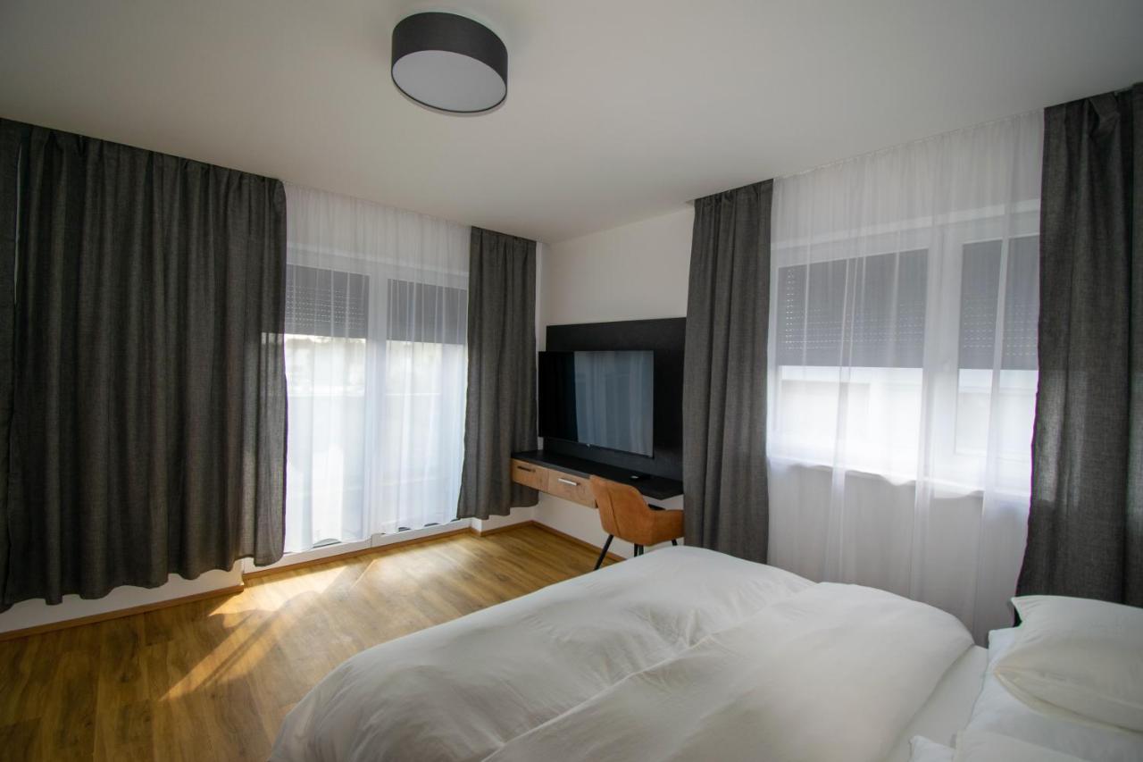 Smart Rooms Wels Kültér fotó